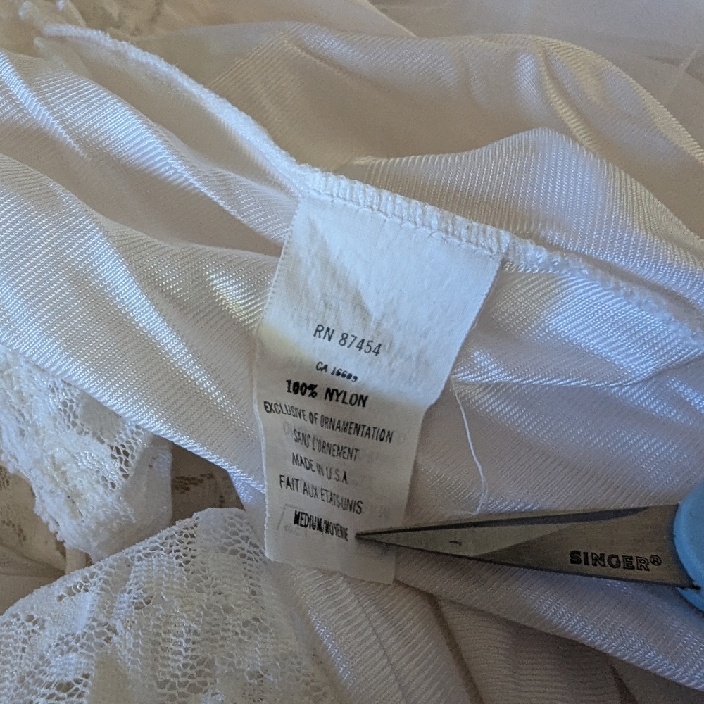 Vintage White Slip Dress With A Peignor - Picture 14 of 14